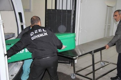 Evi basan damadını öldürdü