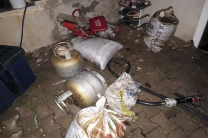 Evin bodrumunda yangın paniği 
