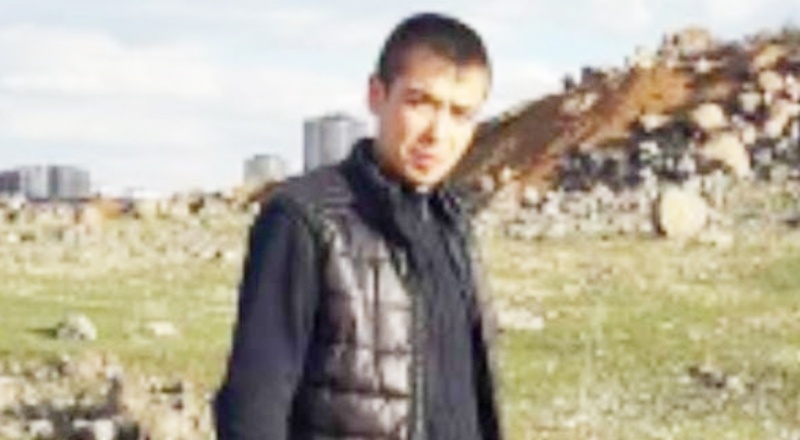 Evinde bıçaklı saldırıya uğrayan kişi hayatını kaybetti