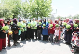 Evinin önünü temiz tutan vatandaşa ödül verilecek