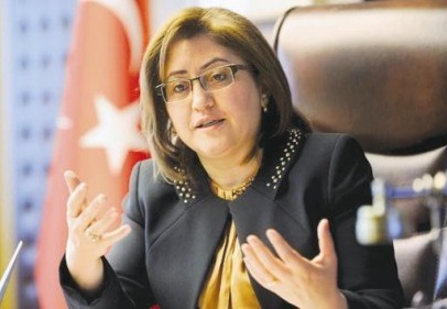 Evlenecek olan çiftin her ikisinin de yaşları 18-24 arasında olacak