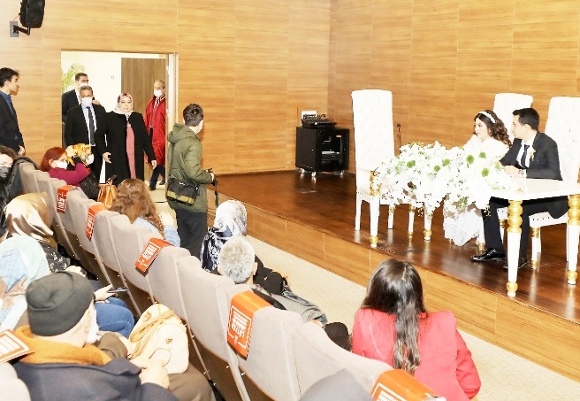 Evlenmek için 02.02.2022 tarihini tercih ettiler