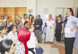 Evli çiftlere eğitim veriliyor