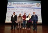 Evlilik okulundan 202 çift daha mezun oldu