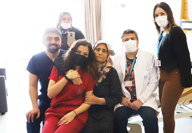 Fabrika işçisinin kopan ayağı mikro cerrahi tekniğiyle dikildi