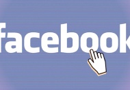 Facebook Holokost'u inkar eden içerikleri yasaklayacak