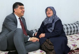 Fadıloğlu, evlere konuk oluyor 