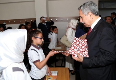 Fadıloğlu, İmam Hatip Ortaokulu yaptırdı