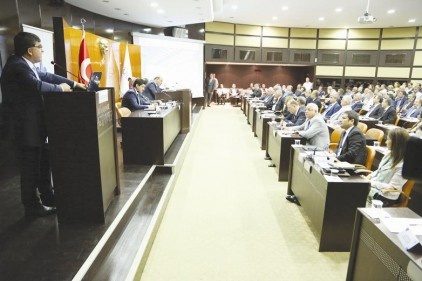 Fadıloğlu kent Konseyi&#8217;nde projelerini anlattı