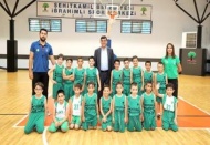 Fadıloğlu, şampiyon dev adamlarla buluştu