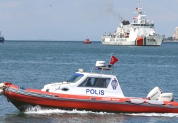 Fas'ta sahil güvenlik denizde yarım ton kokain buldu