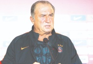 Fatih Terim: "Transfer yapma ihtimalimiz çok zor"