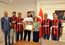 Fatma Şahin Gaziantepspor onursal başkanı