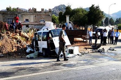 Feci kaza güvenlik kamerasında