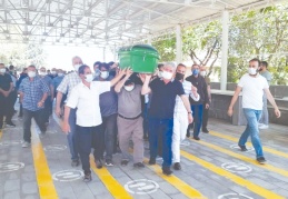 Feci kazada ölenlerden üçü Gaziantep'te defnedildi