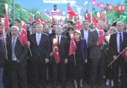 Fener alayı yürüyüşü düzenlendi