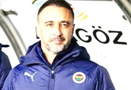 Fenerbahçe teknik direktör Vitor Pereira ile yolları ayırdı