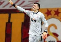 Fernando Muslera 97 gün sonra kaledeydi