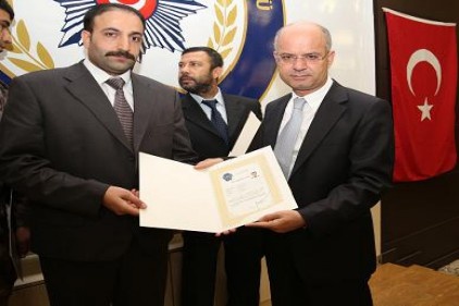 FETÖ operasyonlarında başarı gösteren 33 başarılı polise ödül 
