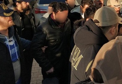 FETÖ operasyonunda 3 asker tutuklandı