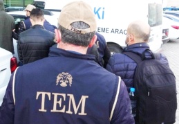 FETÖ operasyonunda 3 kişi tutuklandı