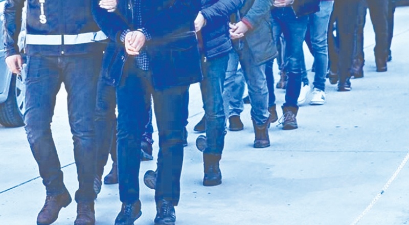 FETÖ operasyonunda eski mülki idare amirlerine gözaltı
