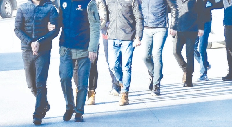 FETÖ operasyonunda gözaltı sayısı 17'ye yükseldi