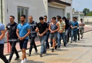 FETÖ operasyonunda gözaltına alınan 41 kişi Adana'ya getirildi 