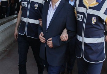 FETÖ operasyonunda gözaltına alınan sağlıkçı sayısı 50'ye çıktı