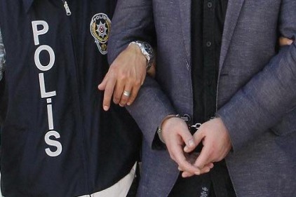 FETÖ operasyonunda9 öğretmen tutuklandı