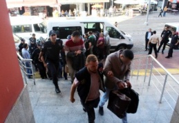 FETÖ operasyonunda 2’si asker 5 kişi tutuklandı