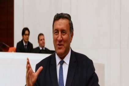 FETÖ&#8217;cü 121 televizyon, radyo ve gazete kapatıldı