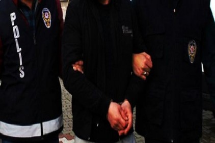 FETÖ&#8217;cü polislere operasyon
