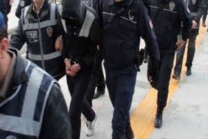 FETÖ&#8217;nün 8 ilde &#8216;Mahrem&#8217; yapılanmasına operasyon: 8 gözaltı