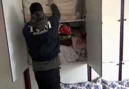 FETÖ'nün mahrem evlerine operasyon: 15 gözaltı