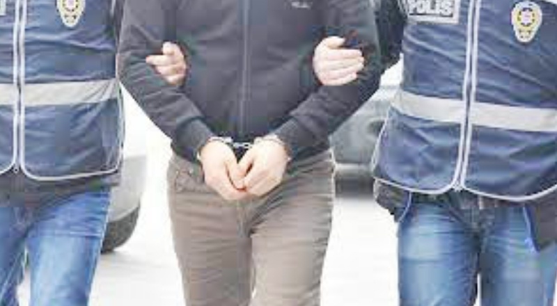 FETÖ/PDY operasyonunda 2 tutuklama