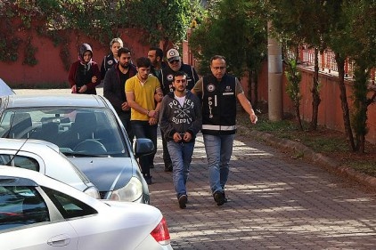 FETÖ/PDY operasyonunda biri kadın, 5 kişi gözaltına alındı