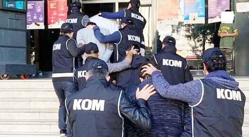 FETÖ/PDY üyesi 13 kişi gözaltına alındı