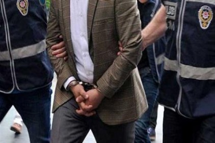 FETÖ/PDY&#8217;den 14 sağlık personeli tutuklandı
