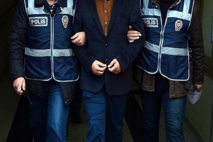 FETÖ&#8217;ye finans sağlayan 5 kişi tutuklandı