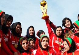 FIFA: Afganistan'daki kadın futbolcular acil tahliye edilmeli