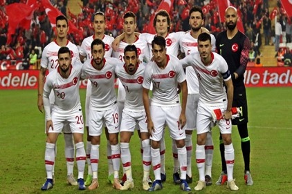 FIFA sıralamasında 39. sıraya geriledik
