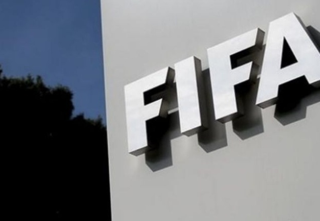 FIFA, Ukrayna ve Rusya'daki futbolcular ile teknik direktörler için aldığı kararları açıkladı