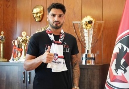 File bekçisi Günay Güvenç iki yıl daha Gazişehir’de