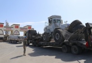 Fırat Nehri üzerine seyyar köprü kuruluyor