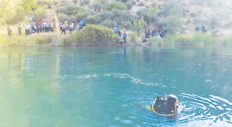 Fırat nehrinde balık tutmak isteyen genç nehre düşerek boğuldu