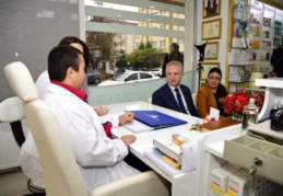 Fırsat verildiğinde insanların neler yapabildiğini görebiliyoruz