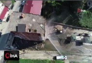 Fırtına Vadisi'nde vatandaşlar binalarını kendileri yıktı