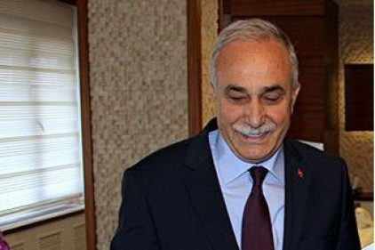 &#8220;Fıstık fiyatları düştü,baklava fiyatı da düşsün&#8221;