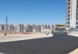 Fıstıklık Mahallesi’nde yeni imara açılan yollar asfaltlanıyor